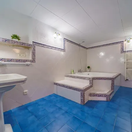 فيلة Mitjorn Cala Canyelles يوريت دي مار