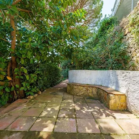 Mitjorn Cala Canyelles يوريت دي مار
